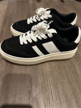 Classic Black & White Platform Sneaker